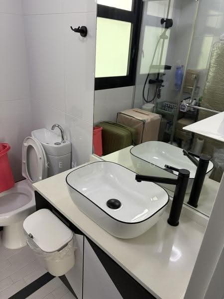 109A Bidadari Park Drive, Balestier / Toa Payoh, 3 Bedrooms, 1,001 sqft, HDB Flat For Sale, by Kenny Teow, 500256635 - Bathroom - PropertyGuru.com.sg