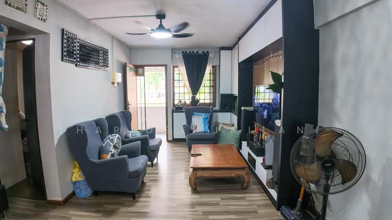 115 Hougang Avenue 1, 115 Hougang Avenue 1, Hougang / Punggol / Sengkang, 2 Bedrooms, 721 sqft, HDB Flat For Sale, by Fharidee Jailani, 500256638 - Living Room - PropertyGuru.com.sg