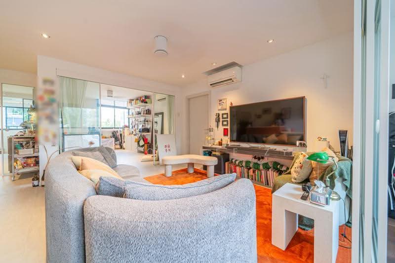 122 Bishan Street 12, 122 Bishan Street 12, Ang Mo Kio / Bishan / Thomson, 3 Bedrooms, 1,103 sqft, HDB Flat For Sale, by Jason Lee ZY, 500256643 - Living Room - PropertyGuru.com.sg