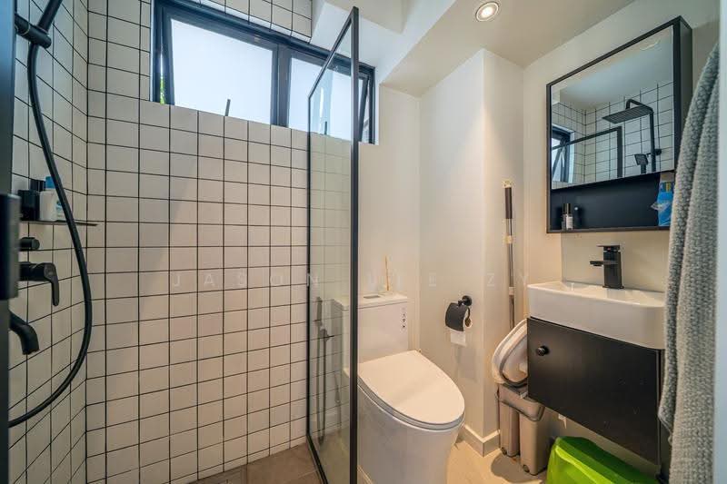 122 Bishan Street 12, 122 Bishan Street 12, Ang Mo Kio / Bishan / Thomson, 3 Bedrooms, 1,103 sqft, HDB Flat For Sale, by Jason Lee ZY, 500256643 - Bathroom - PropertyGuru.com.sg