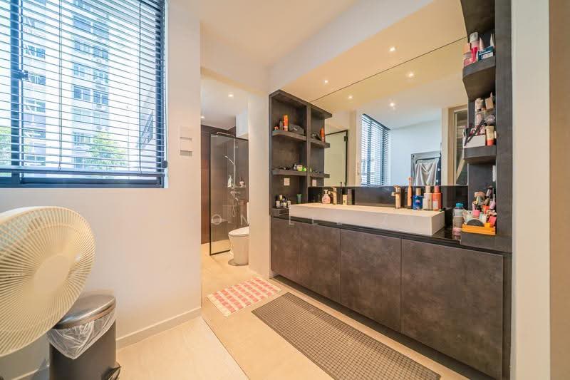 122 Bishan Street 12, 122 Bishan Street 12, Ang Mo Kio / Bishan / Thomson, 3 Bedrooms, 1,103 sqft, HDB Flat For Sale, by Jason Lee ZY, 500256643 - Bathroom - PropertyGuru.com.sg