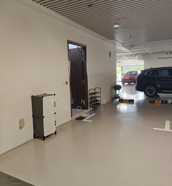 NEWest, 3 West Coast Drive, Buona Vista / West Coast / Clementi New Town, 4 Bedrooms, 2,433 sqft, Condominium For Sale, by Spencer Wong, 500256652 - Pte Car Park Entrance via 2nd Storey - PropertyGuru.com.sg