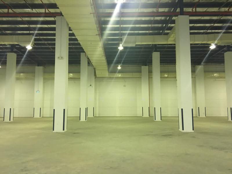 8m Clear | Loading Bays @ Clementi, Clementi, Boon Lay / Jurong / Tuas, 23,000 sqft, Warehouse For Rent, by Ryan Chau, 500256659 - Interior - CommercialGuru.com.sg