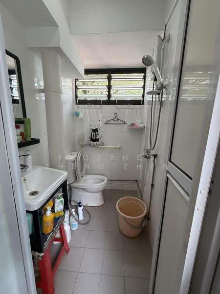 586 Cheng San Court, 586 Ang Mo Kio Avenue 3, Ang Mo Kio / Bishan / Thomson, 3 Bedrooms, 979 sqft, HDB Flat For Sale, by Florence Zheng Zhen, 500256661 - Bathroom - PropertyGuru.com.sg