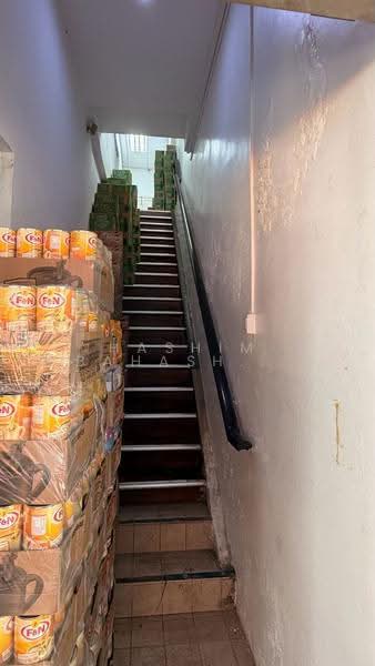 Little India Desker Road, Desker Road, Farrer Park / Serangoon Rd, 2,200 sqft, Food & Beverage For Sale, by Hashim Bahashwan, 500256666 - Corridor - CommercialGuru.com.sg