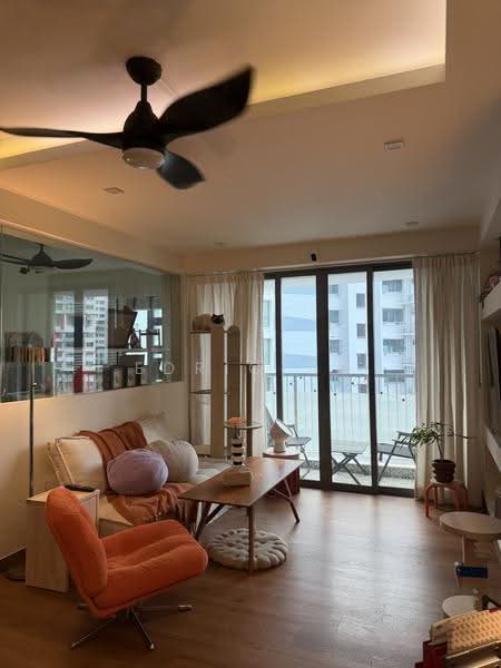 676D Punggol Drive, 676D Punggol Drive, Hougang / Punggol / Sengkang, 3 Bedrooms, 1,001 sqft, HDB Flat For Sale, by Edric Ho, 500256669 - Living Room - PropertyGuru.com.sg