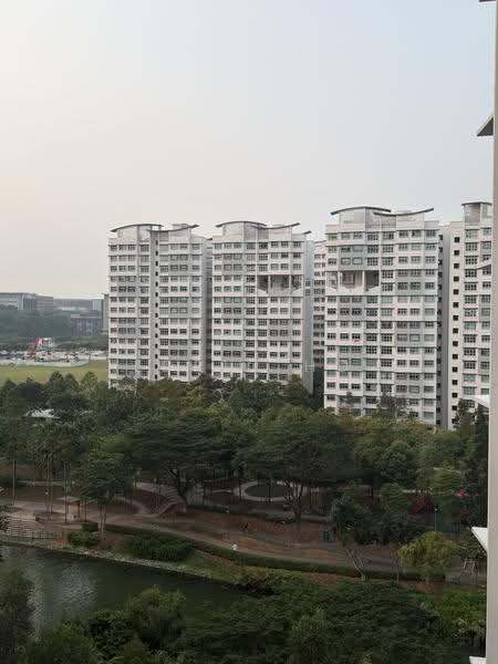 676D Punggol Drive, 676D Punggol Drive, Hougang / Punggol / Sengkang, 3 Bedrooms, 1,001 sqft, HDB Flat For Sale, by Edric Ho, 500256669 - View of Waterway From Balcony - PropertyGuru.com.sg