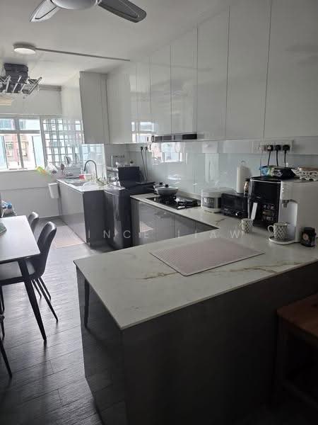 266 Tampines Street 21, 266 Tampines Street 21, Pasir Ris / Tampines, Room Rental, 100 sqft, HDB Flat For Rent, by Vince Liaw, 500256672 - Kitchen - PropertyGuru.com.sg