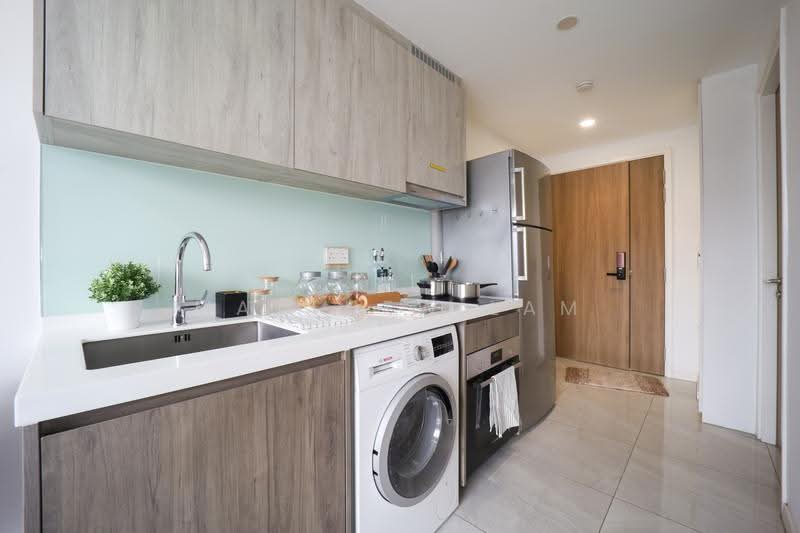 Uptown @ Farrer, 2 Perumal Road Singapore, Farrer Park / Serangoon Rd, 3 Bedrooms, 732 sqft, Condominium For Sale, by Matthew Lam, 500256673 - Kitchen - PropertyGuru.com.sg