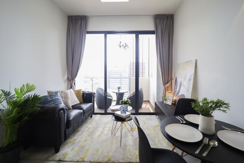 Uptown @ Farrer, 2 Perumal Road Singapore, Farrer Park / Serangoon Rd, 3 Bedrooms, 732 sqft, Condominium For Sale, by Matthew Lam, 500256673 - Living Room - PropertyGuru.com.sg