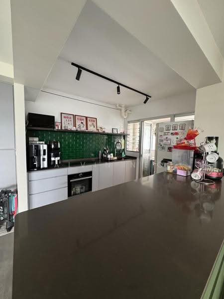 409A Northshore Drive, 409A Northshore Drive, Hougang / Punggol / Sengkang, 3 Bedrooms, 1,012 sqft, HDB Flat For Sale, by Alvin Neo, 500256684 - Kitchen - PropertyGuru.com.sg