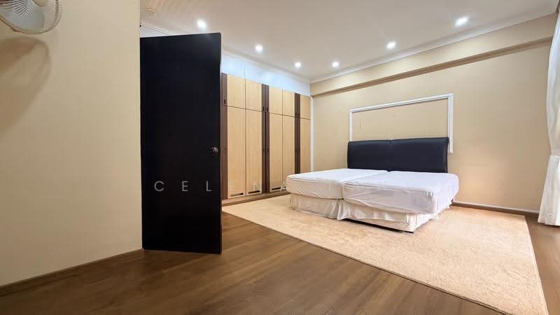 Hillcrest Arcadia, 251 Arcadia Road, Newton / Novena, 5 Bedrooms, 2,896 sqft, Condominium For Sale, by Celena Tan, 500256695 - Bedroom - PropertyGuru.com.sg