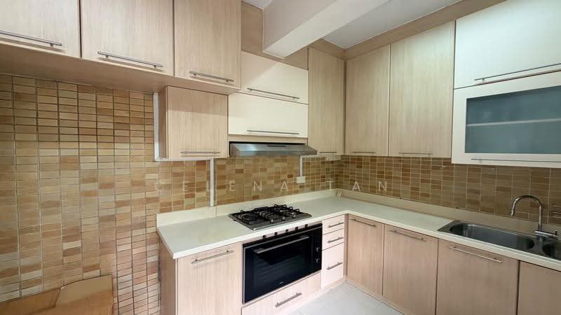 Hillcrest Arcadia, 251 Arcadia Road, Newton / Novena, 5 Bedrooms, 2,896 sqft, Condominium For Sale, by Celena Tan, 500256695 - Kitchen - PropertyGuru.com.sg