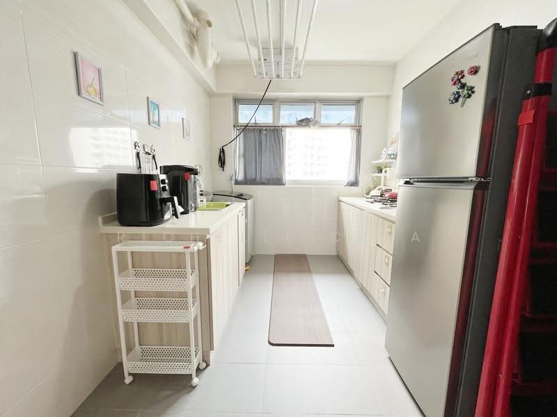 102B Canberra Street, 102B Canberra Street, Sembawang / Yishun, 1 Bedroom, 506 sqft, HDB Flat For Sale, by Richelle Chua, 500256698 - Kitchen - PropertyGuru.com.sg
