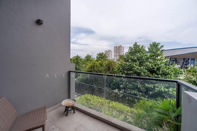 The Antares, 19 Mattar Road, Eunos / Geylang / Paya Lebar, 1 Bedroom, 603 sqft, Condominium For Rent, by Alerie Huang, 500256704 - Balcony - PropertyGuru.com.sg