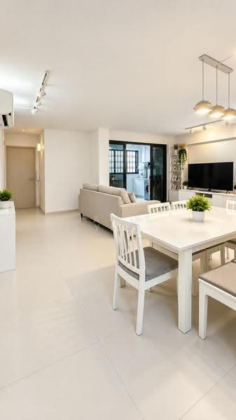 971 Hougang Street 91, 971 Hougang Street 91, Hougang / Punggol / Sengkang, 3 Bedrooms, 1,248 sqft, HDB Flat For Sale, by James Yeo, 500256705 - Living Room - PropertyGuru.com.sg