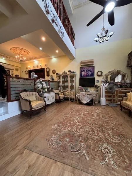 Loyang Villas, 221 221, Changi Airport / Changi Village, 5 Bedrooms, 3,000 sqft, Terraced House For Sale, by Salihin ., 500256718 - PropertyGuru.com.sg