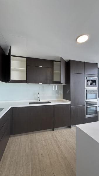 Altez, 16 Enggor Street, Chinatown / Tanjong Pagar, 2 Bedrooms, 1,184 sqft, Condominium For Sale, by Tiffany Chen, 500256721 - Kitchen - PropertyGuru.com.sg
