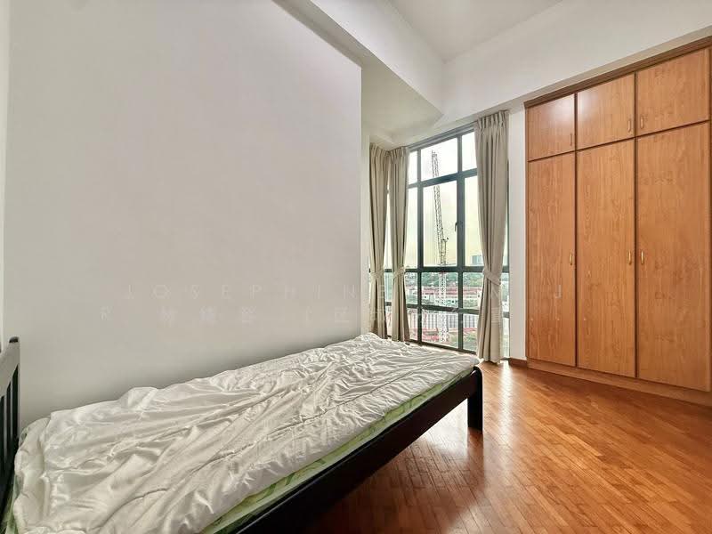 Tanglin Regency, 381 Tanglin Road, Tanglin / Holland / Bukit Timah, 2 Bedrooms, 883 sqft, Condominium For Rent, by Josephine Lim J R 林婕容 (区域分行董事 ), 500256724 - Bedroom - PropertyGuru.com.sg