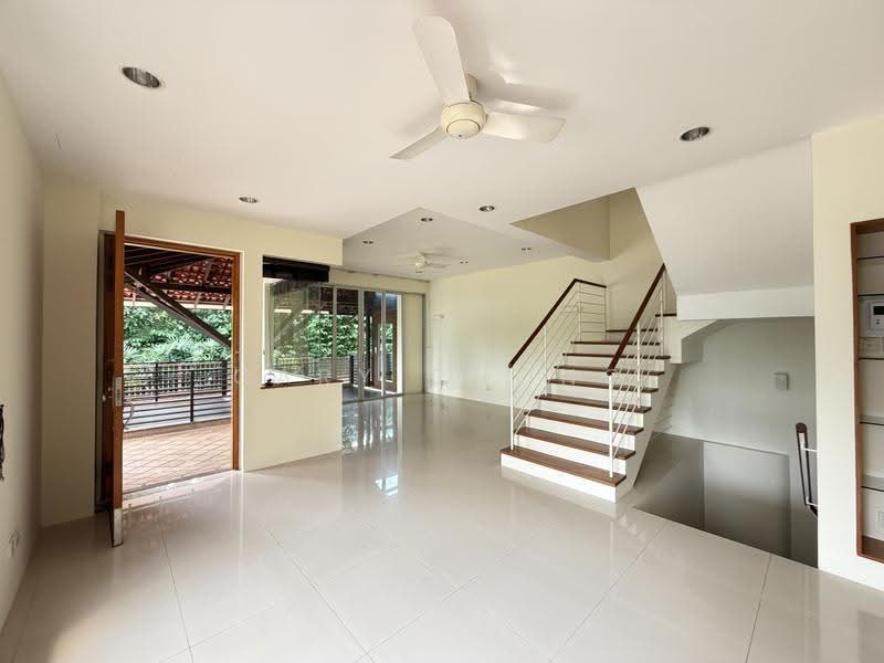 Mount Rosie Terrace House for Rent, Newton / Novena, 4 Bedrooms, 3,400 sqft, Cluster House For Rent, by Gary Chong, 500256726 - Living Room - PropertyGuru.com.sg