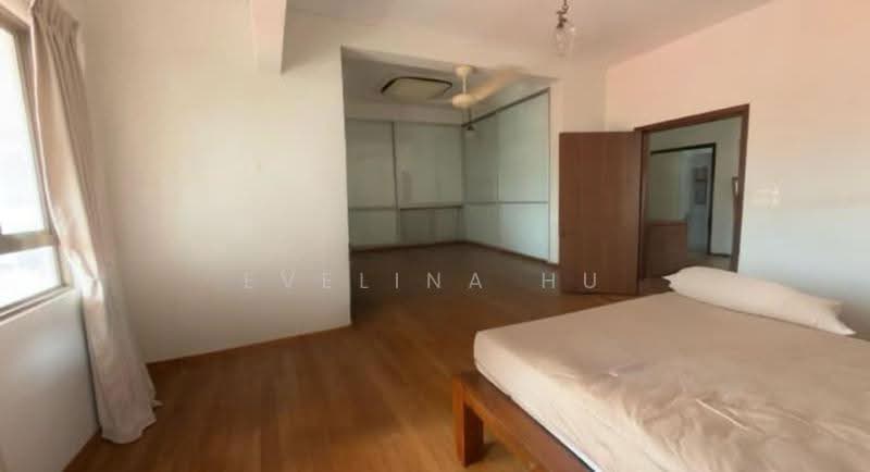 Serangoon Garden Estate, 46 Colchester Grove, Hougang / Punggol / Sengkang, 4 Bedrooms, 2,801 sqft, Corner Terrace For Sale, by Evelina Hu, 500256729 - Bedroom - PropertyGuru.com.sg