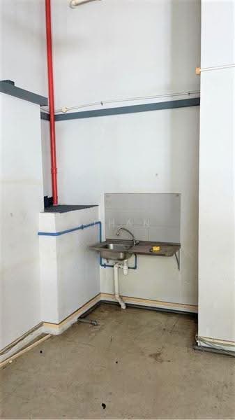 Pantech Business Hub, 194 194, Buona Vista / West Coast / Clementi New Town, 1,367 sqft, Factory / Workshop (B2) For Rent, by Ethan Lim, 500256733 - CommercialGuru.com.sg