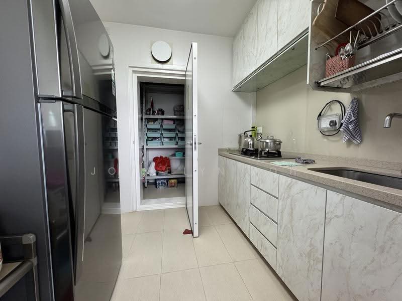 40A Margaret Drive, 40A Margaret Drive, Alexandra / Commonwealth, 2 Bedrooms, 678 sqft, HDB Flat For Rent, by Joycelyn Poh, 500256742 - Kitchen - PropertyGuru.com.sg