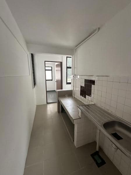 70 Lorong 4 Toa Payoh, Balestier / Toa Payoh, 689 sqft, Shop / Shophouse For Rent, by Sam Shum, 500256749 - Kitchen - CommercialGuru.com.sg
