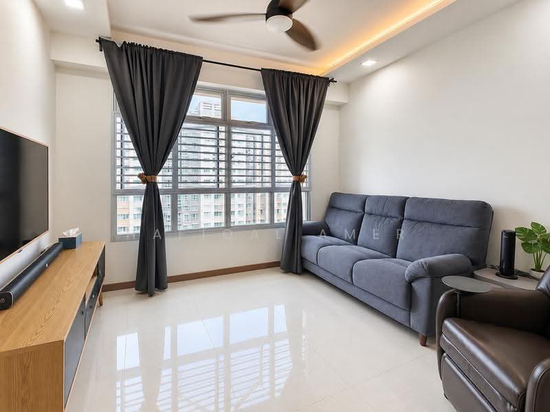 229A Sumang Lane, 229A Sumang Lane, Hougang / Punggol / Sengkang, 3 Bedrooms, 1,001 sqft, HDB Flat For Sale, by Hafiqal Amer, 500256763 - Living Room - PropertyGuru.com.sg