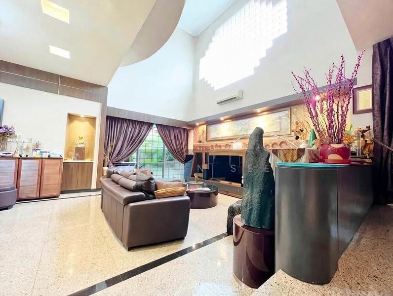 Landed House at Phoenix Garden Estate, Galistan Avenue, Dairy Farm / Bukit Panjang / Choa Chu Kang, 6 Bedrooms, 4,800 sqft, Bungalow House For Rent, by Adrian See, 500256767 - Living Room - PropertyGuru.com.sg