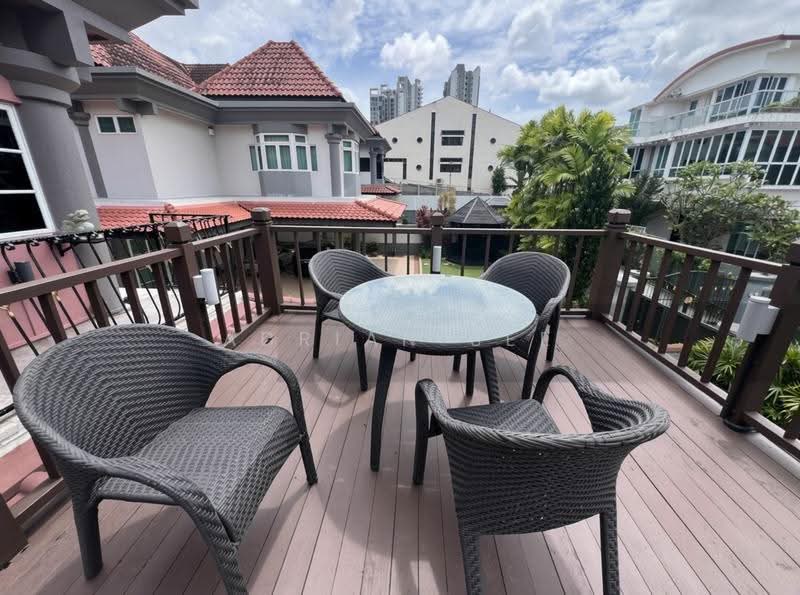 Landed House at Phoenix Garden Estate, Galistan Avenue, Dairy Farm / Bukit Panjang / Choa Chu Kang, 6 Bedrooms, 4,800 sqft, Bungalow House For Rent, by Adrian See, 500256767 - Balcony - PropertyGuru.com.sg