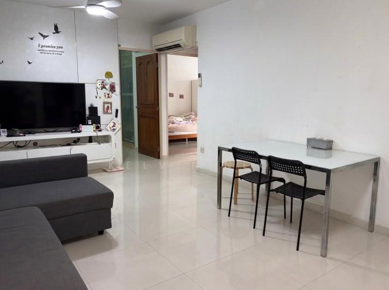 691A Choa Chu Kang Crescent, 691A Choa Chu Kang Crescent, Dairy Farm / Bukit Panjang / Choa Chu Kang, 3 Bedrooms, 969 sqft, HDB Flat For Sale, by Kelvin Neo, 500256770 - Living Room - PropertyGuru.com.sg