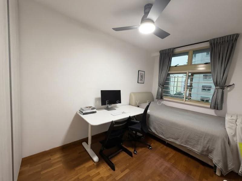 111 Edgefield Plains, 111 Edgefield Plains, Hougang / Punggol / Sengkang, 3 Bedrooms, 1,216 sqft, HDB Flat For Sale, by James Yeo, 500256787 - Bedroom - PropertyGuru.com.sg