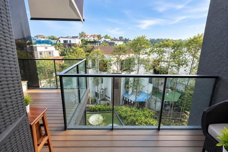 Three 11, 311 Upper Thomson Road, Ang Mo Kio / Bishan / Thomson, 3 Bedrooms, 1,023 sqft, Apartment For Sale, by Jasper Chan, 500256790 - Balcony - PropertyGuru.com.sg