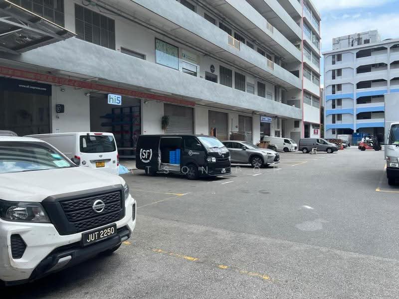 Shun Li Industrial Complex, 705 Sims Drive, Eunos / Geylang / Paya Lebar, 1,657 sqft, Light Industrial (B1) For Rent, by Watson Poh, 500256792 - Exterior - CommercialGuru.com.sg