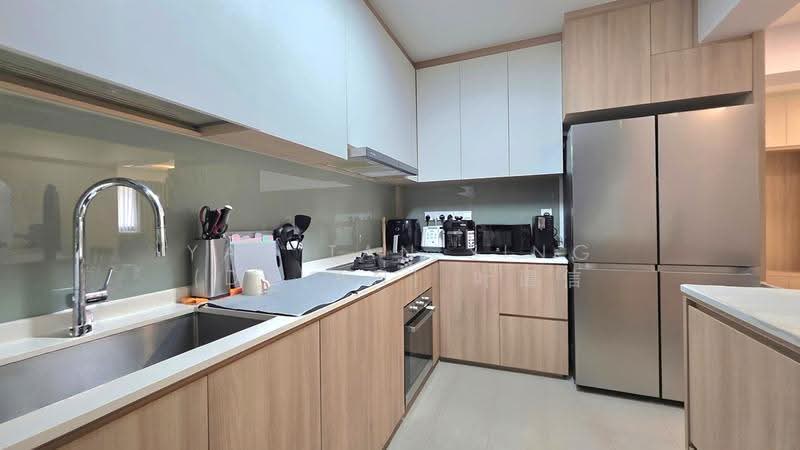 402B Fernvale Lane, 402B Fernvale Lane, Seletar / Yio Chu Kang, 3 Bedrooms, 1,001 sqft, HDB Flat For Sale, by Yap Tan Sing (Dylan) 叶谭信, 500256794 - Kitchen - PropertyGuru.com.sg