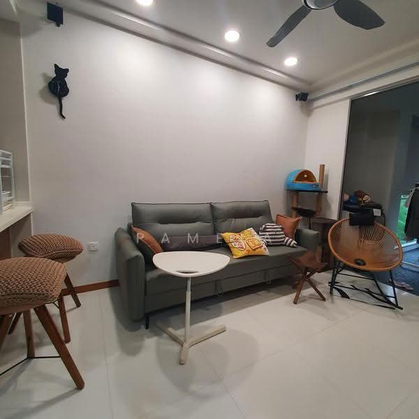 Beacon Heights, 8 Mar Thoma Road, Balestier / Toa Payoh, 2 Bedrooms, 667 sqft, Condominium For Sale, by Pamela Siow, 500256800 - Living Room - PropertyGuru.com.sg