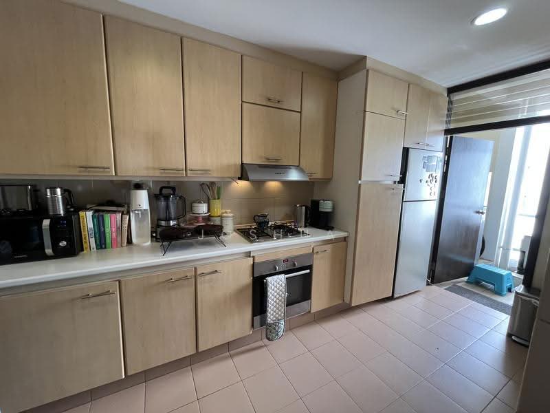 Beaverton Court, 45 Mount Sinai Rise, Tanglin / Holland / Bukit Timah, 3 Bedrooms, 2,055 sqft, Condominium For Rent, by Joshua Goh, 500256803 - Kitchen - PropertyGuru.com.sg