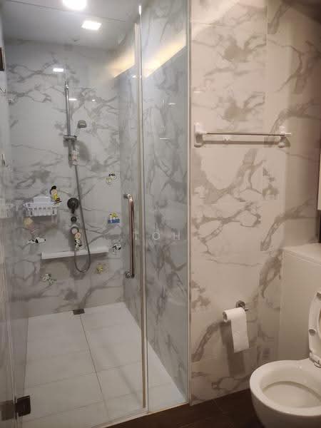 Jewel @ Buangkok, 87 Compassvale Bow, Hougang / Punggol / Sengkang, 2 Bedrooms, 775 sqft, Condominium For Rent, by Toh May Kee, 500256810 - Bathroom - PropertyGuru.com.sg