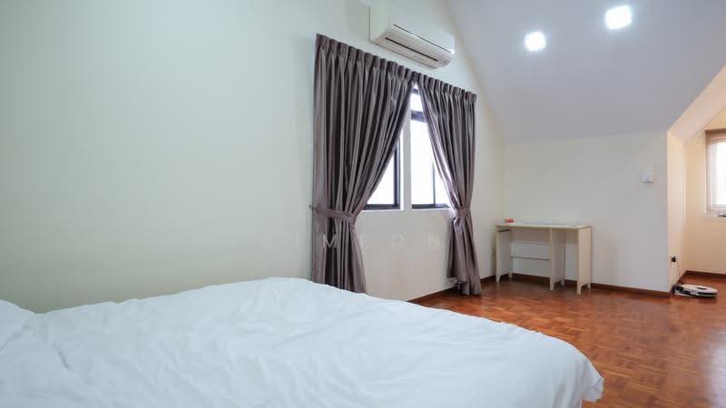 Wolskel Lodge, 103 Wolskel Road, Macpherson / Potong Pasir, 5 Bedrooms, 2,432 sqft, Cluster House For Rent, by Simeon Tan, 500256817 - Bedroom - PropertyGuru.com.sg