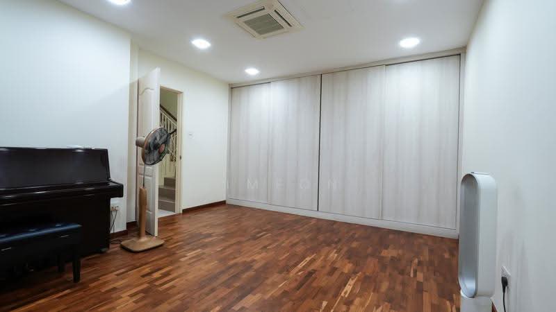 Wolskel Lodge, 103 Wolskel Road, Macpherson / Potong Pasir, 5 Bedrooms, 2,432 sqft, Cluster House For Rent, by Simeon Tan, 500256817 - Interior - PropertyGuru.com.sg