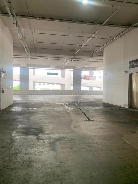 Food XChange @ Admiralty, 8A Admiralty Street, Sembawang / Yishun, 6,006 sqft, Factory / Workshop (B2) For Rent, by Jeff Hong, 500256820 - Car Park - CommercialGuru.com.sg