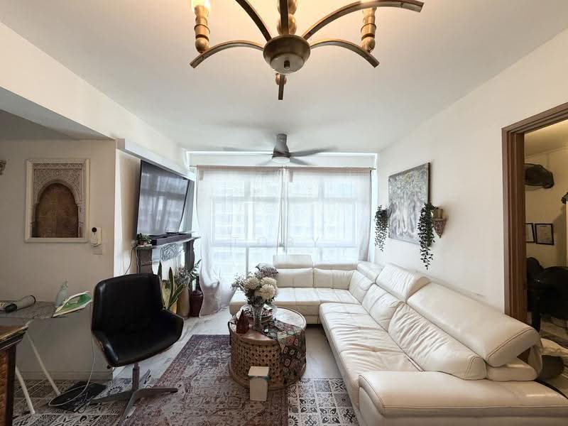 406B Northshore Drive, 406B Northshore Drive, Hougang / Punggol / Sengkang, 3 Bedrooms, 1,011 sqft, HDB Flat For Sale, by Toby Aw, 500256840 - Living Room - PropertyGuru.com.sg