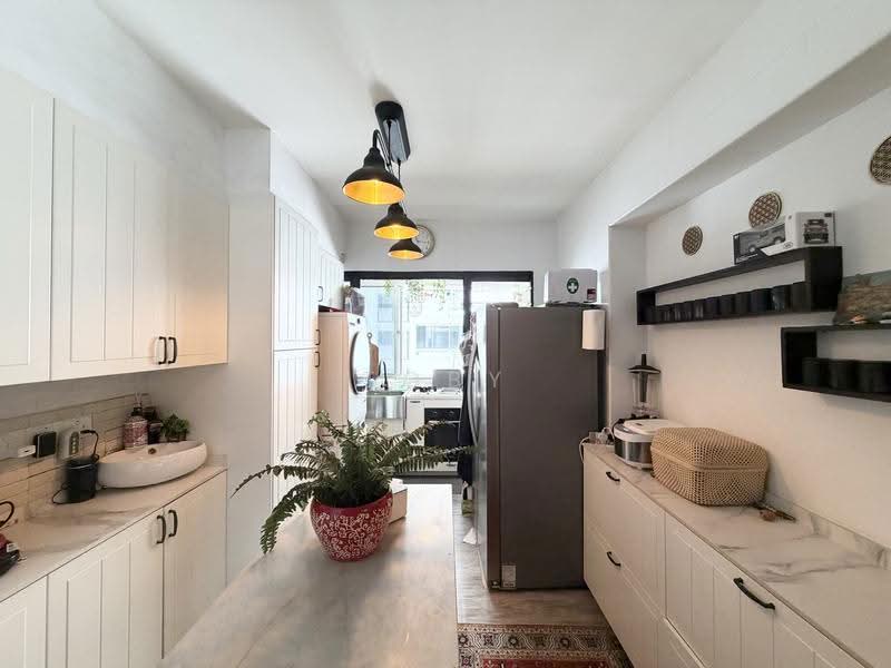 406B Northshore Drive, 406B Northshore Drive, Hougang / Punggol / Sengkang, 3 Bedrooms, 1,011 sqft, HDB Flat For Sale, by Toby Aw, 500256840 - Kitchen - PropertyGuru.com.sg