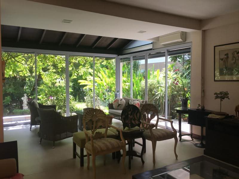 A Rare Gem - Charming Bungalow with Hugh Private Garden, Clementi Park / Upper Bukit Timah, 5 Bedrooms, 4,500 sqft, Detached House For Sale, by Florence Eng, 500256842 - Living Room - PropertyGuru.com.sg