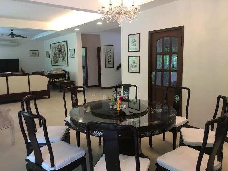 A Rare Gem - Charming Bungalow with Hugh Private Garden, Clementi Park / Upper Bukit Timah, 5 Bedrooms, 4,500 sqft, Detached House For Sale, by Florence Eng, 500256842 - Dining Room - PropertyGuru.com.sg