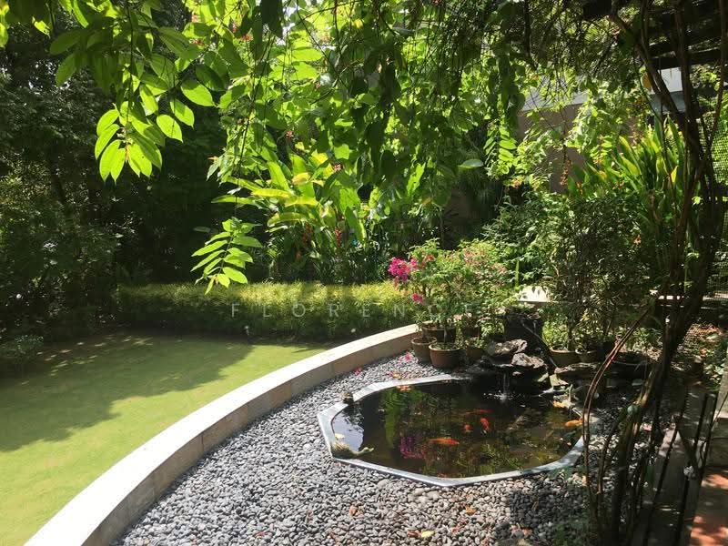 A Rare Gem - Charming Bungalow with Hugh Private Garden, Clementi Park / Upper Bukit Timah, 5 Bedrooms, 4,500 sqft, Detached House For Sale, by Florence Eng, 500256842 - Garden - PropertyGuru.com.sg