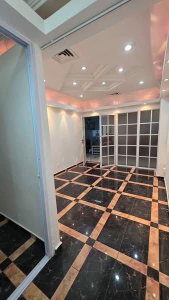 Bukit Timah Shopping Centre, 170 Upper Bukit Timah Road, Clementi Park / Upper Bukit Timah, 183 sqft, Mall Shop For Rent, by June Leow, 500256847 - CommercialGuru.com.sg