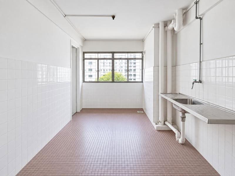 111 Yishun Ring Road, 111 Yishun Ring Road, Sembawang / Yishun, 2 Bedrooms, 721 sqft, HDB Flat For Sale, by Philbert Ngo, 500256855 - Interior - PropertyGuru.com.sg