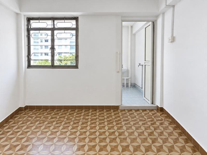111 Yishun Ring Road, 111 Yishun Ring Road, Sembawang / Yishun, 2 Bedrooms, 721 sqft, HDB Flat For Sale, by Philbert Ngo, 500256855 - Interior - PropertyGuru.com.sg